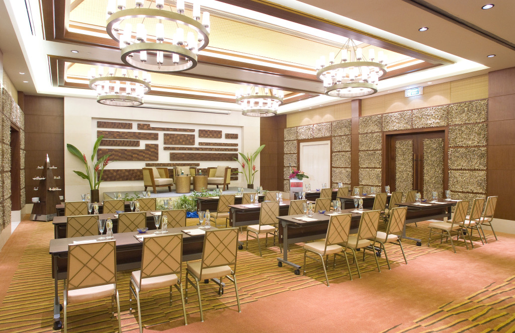 Отель Centara Grand Beach Resort and Villas Krabi