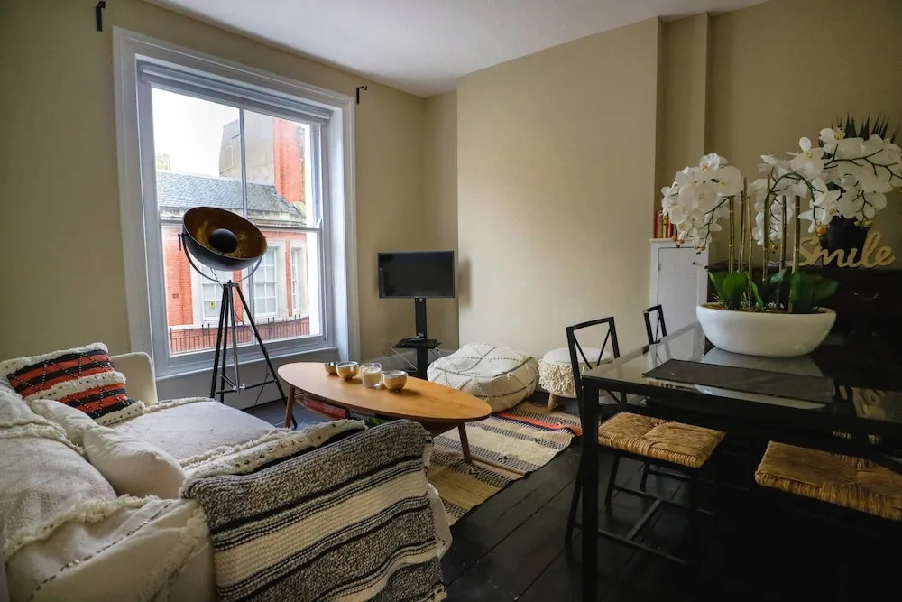3 Bedroom House in West London