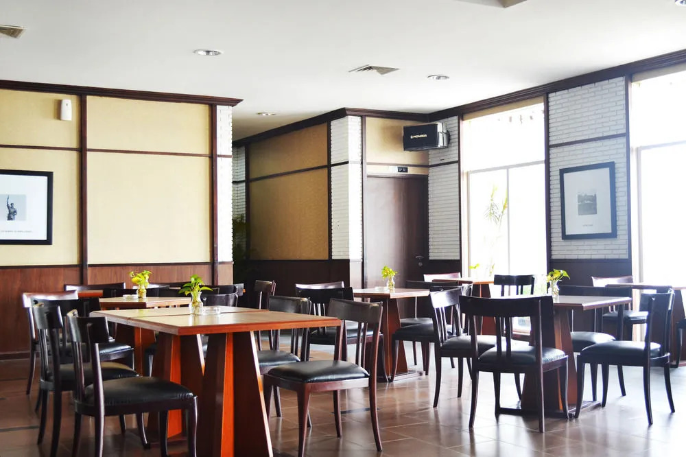 Airy Ngarsopuro Gatot Subroto 89 Solo