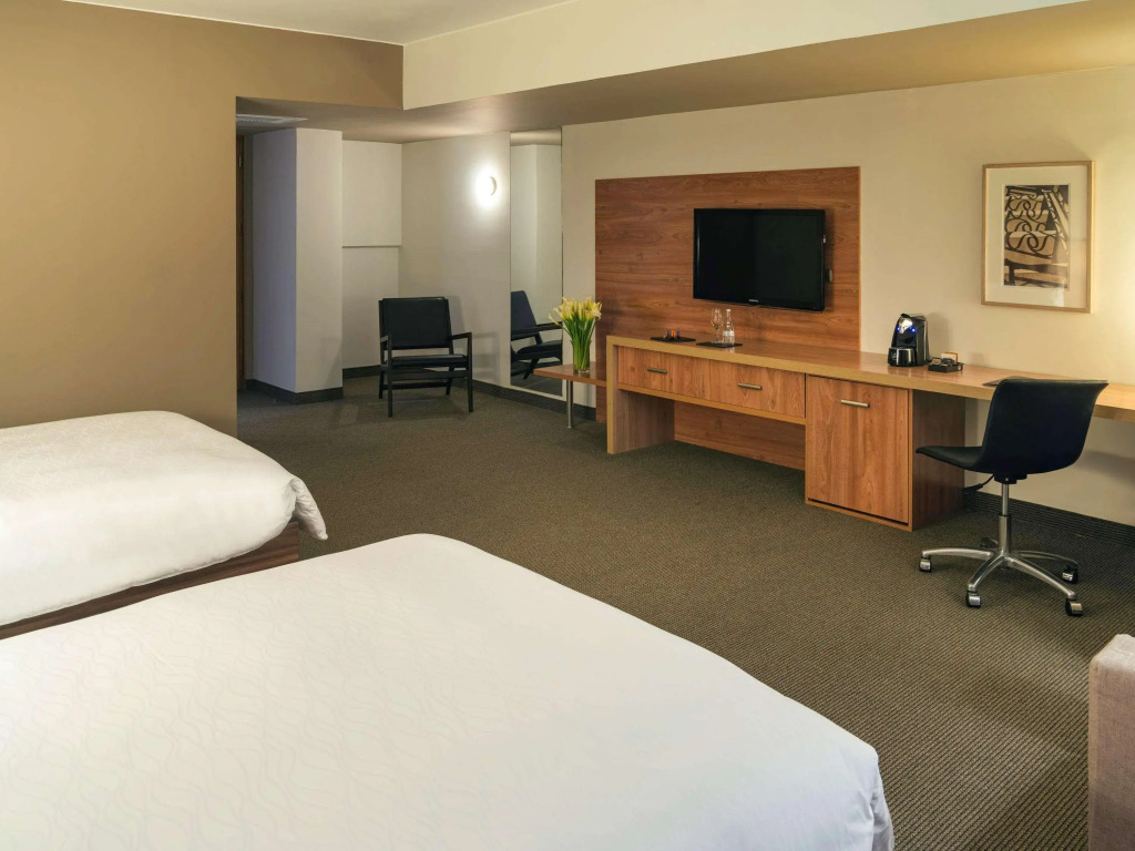 Pullman Lima San Isidro