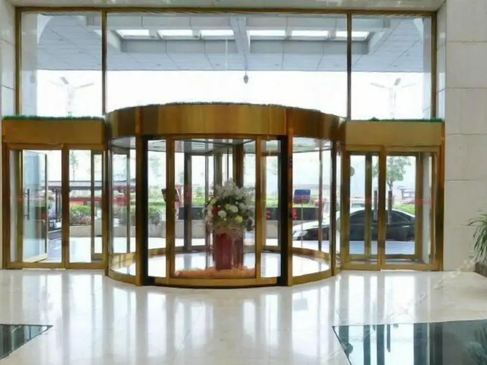 Luoyang Yijun Hotel