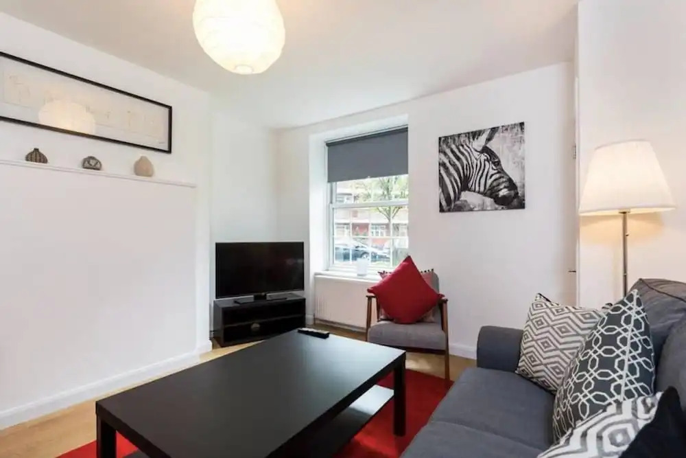 2 Bed Near Waterloo, Sleeps 6