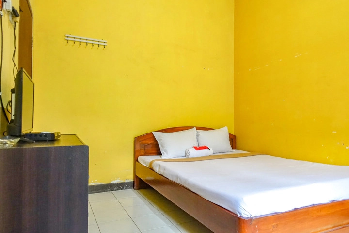Pondok Sariqu Sunset Road RedPartner