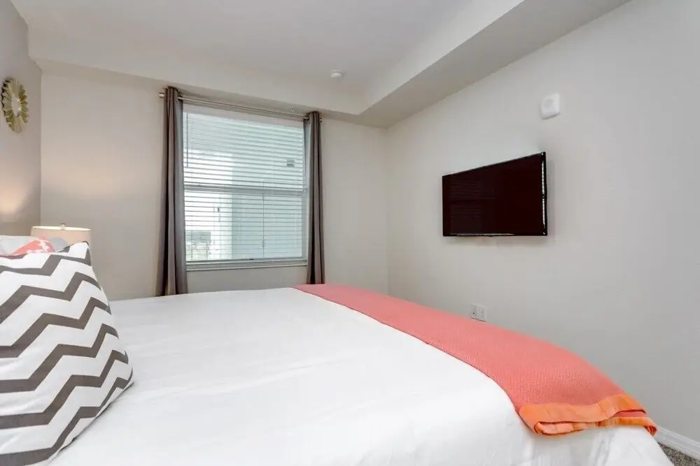 3111U307 Amazing Story Lake Brand New Condo