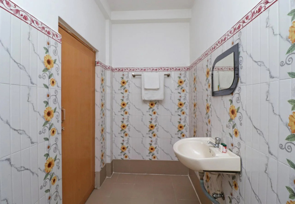 Honeymoon Resort by OYO Rooms