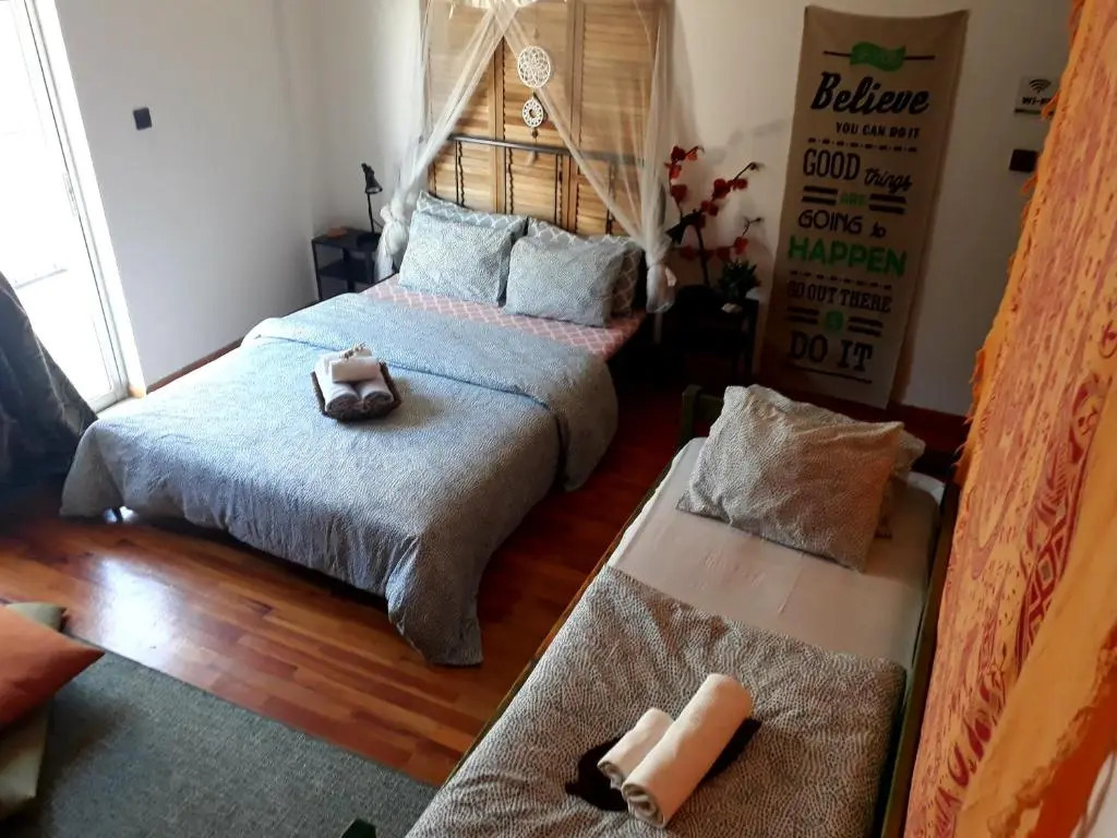 Urban Yoga House Hostel & Retreat