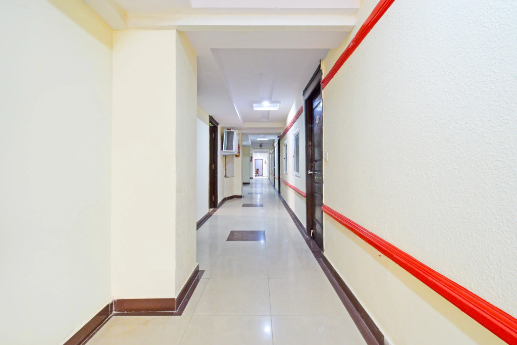 Super Townhouse Ameerpet Balkampet Road