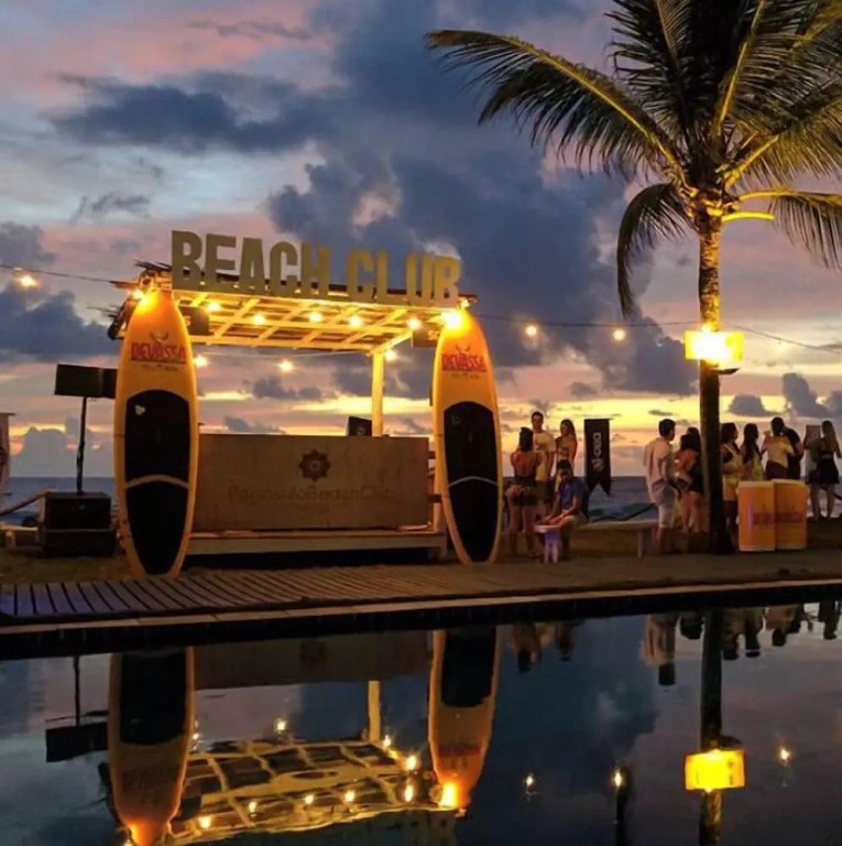 Peninsula Beach Club Hotel