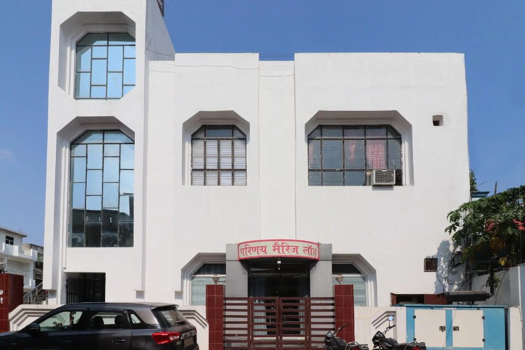 OYO 62108 Parinay Guest House