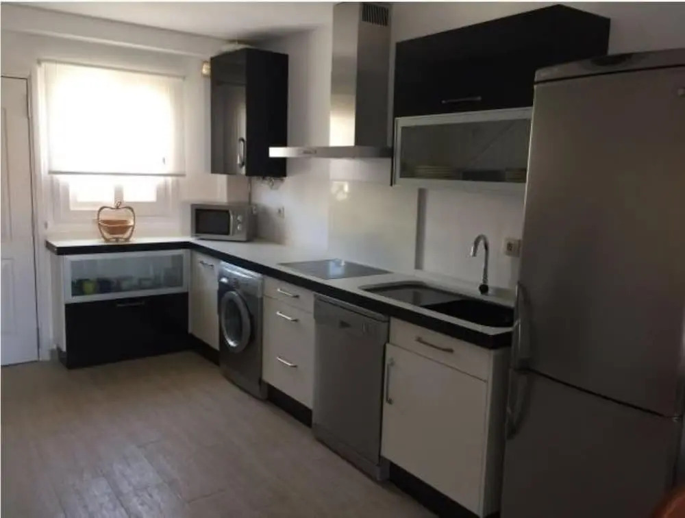 106076 - Apartment in Zahara de los Atúnes
