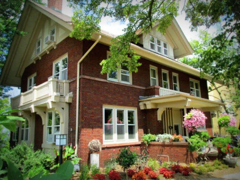 Mendota Lake House Inn