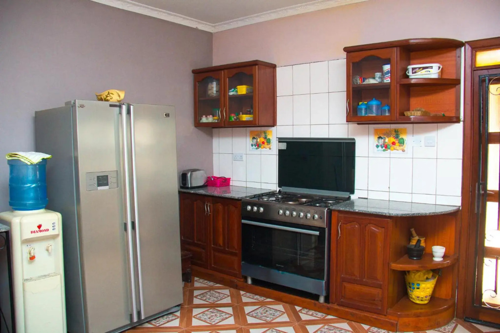 MINA CHAI HOUSE BNB