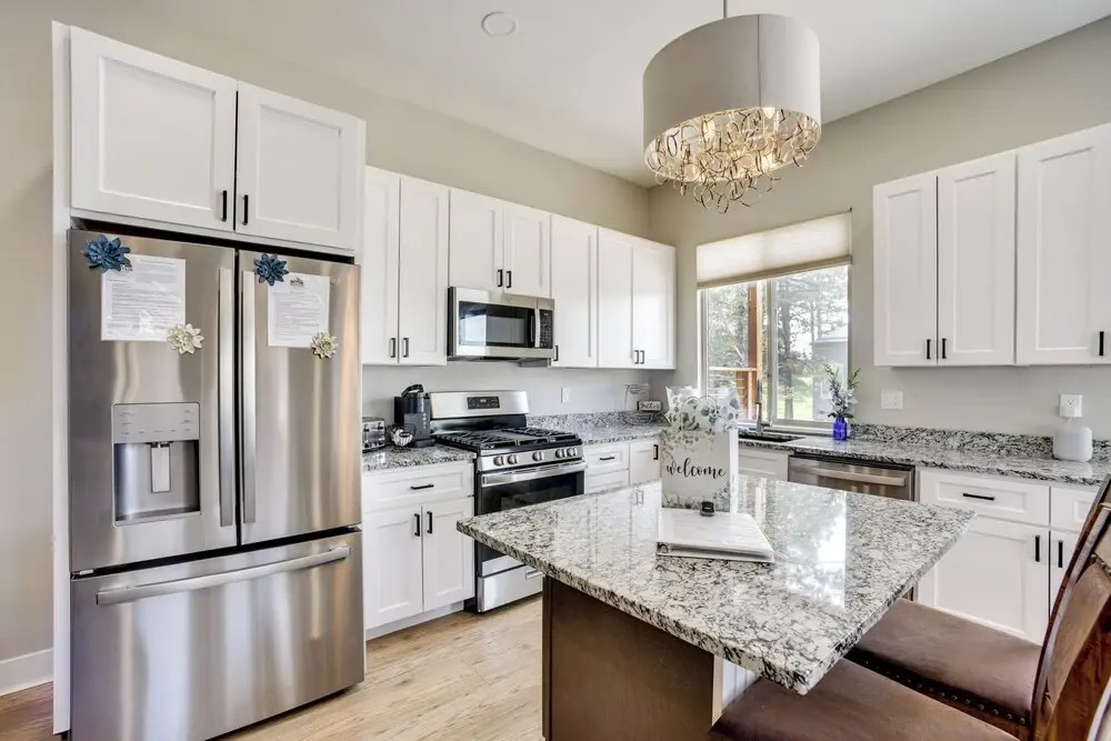 Dtwn Woodland Park Townhome w/ Covered Deck