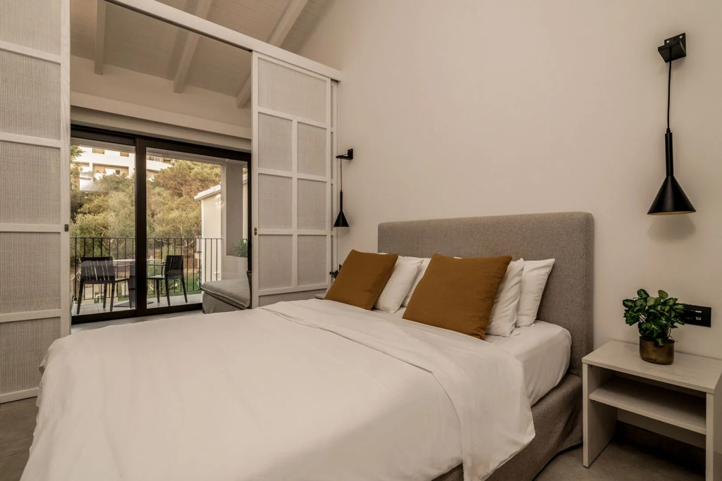 New Beach Hotel