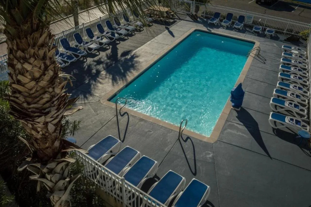 South Beach Biloxi Hotel & Suites