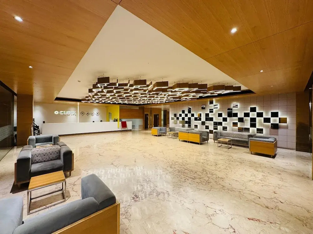 Cubix Hotel
