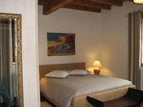 Chambres dHôtes de Charme du Château de Missandre