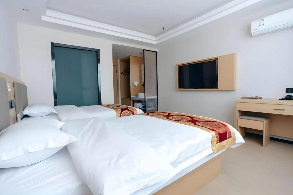 GreenTree Alliance Tacheng City Wenqin Road Zuoan Sunshine Hotel