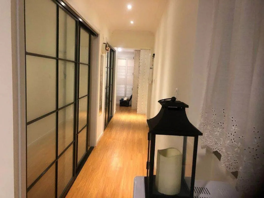 Shanghai Yiju Lianbo Road Branch