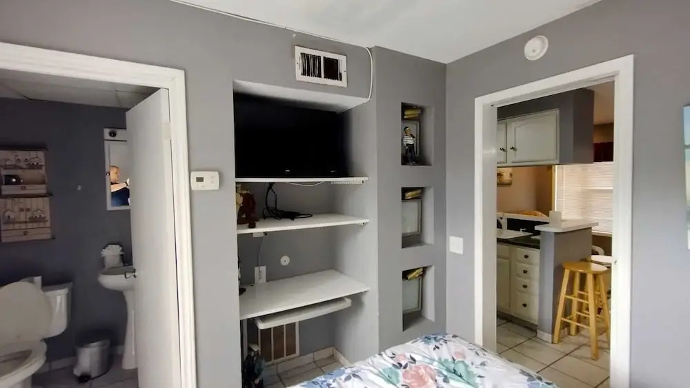 Sandcastle 108a 1 Bedroom Condo by RedAwning