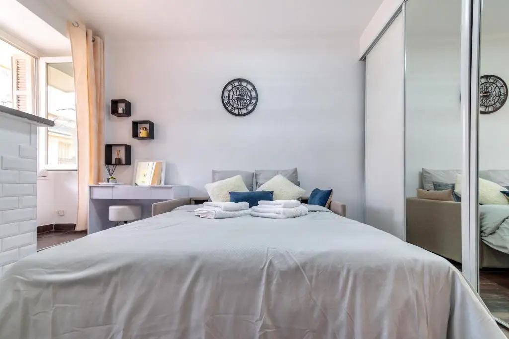 Beau studio à 50m de la plage