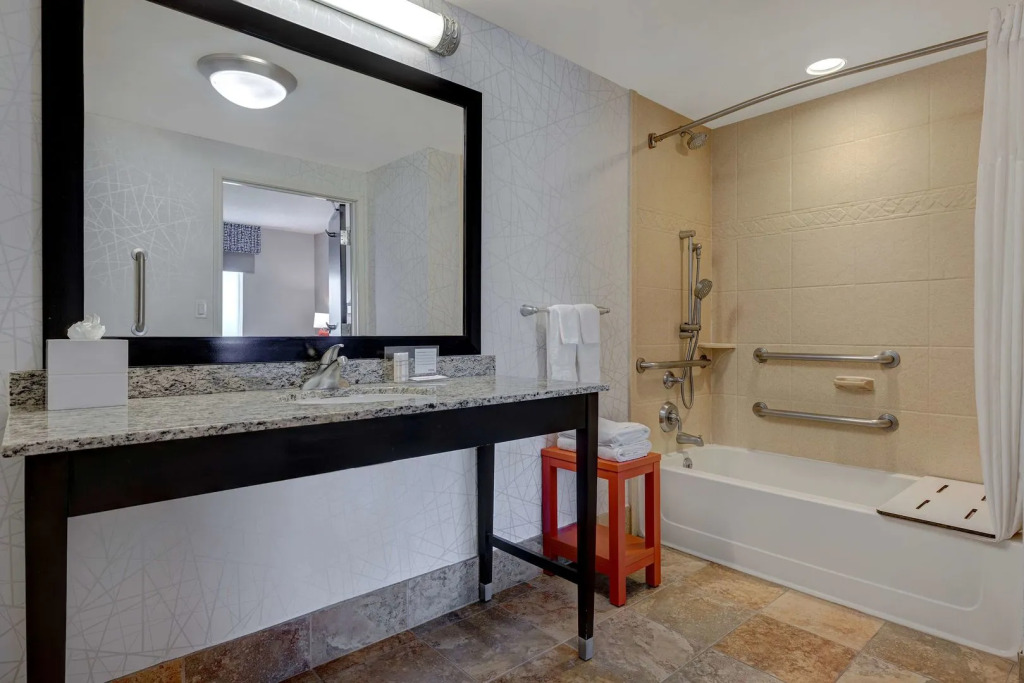 Hampton Inn & Suites Seattle/Federal Way