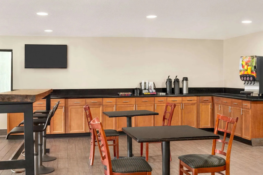 Luxe Hotel Nashville Airport