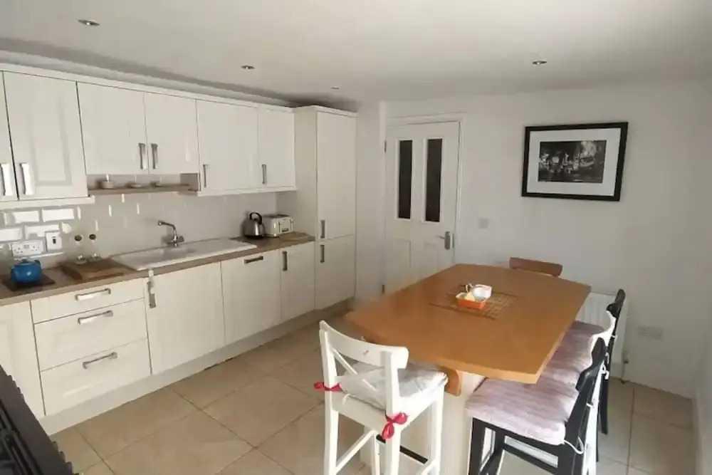 Spacious 4 Bedroom Home in Drumcondra