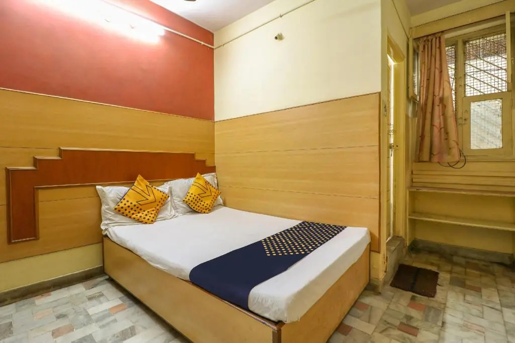 Delhi Yatri Nivaas by OYO Rooms