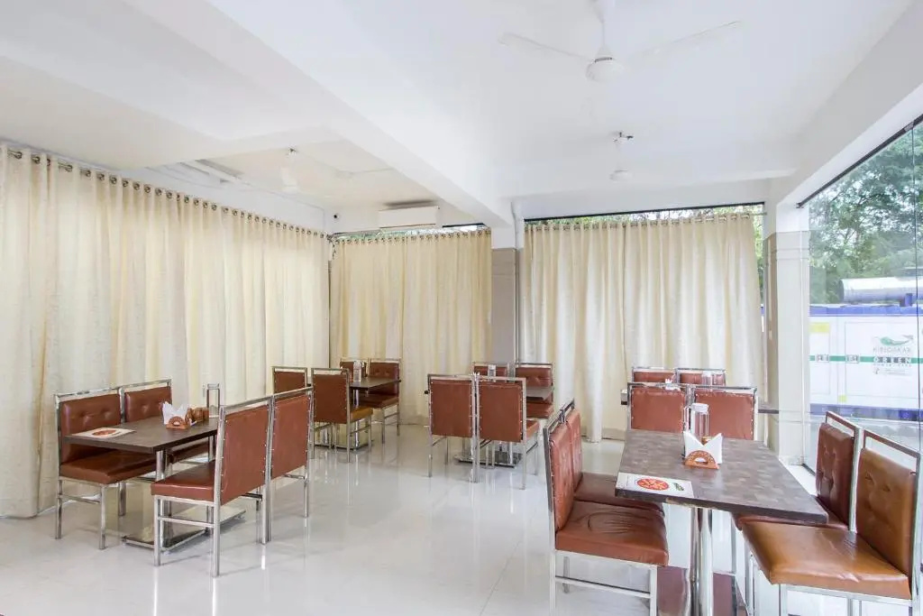 FabHotel Limestone Suites - Near Yashoda Hospitals, Somajiguda