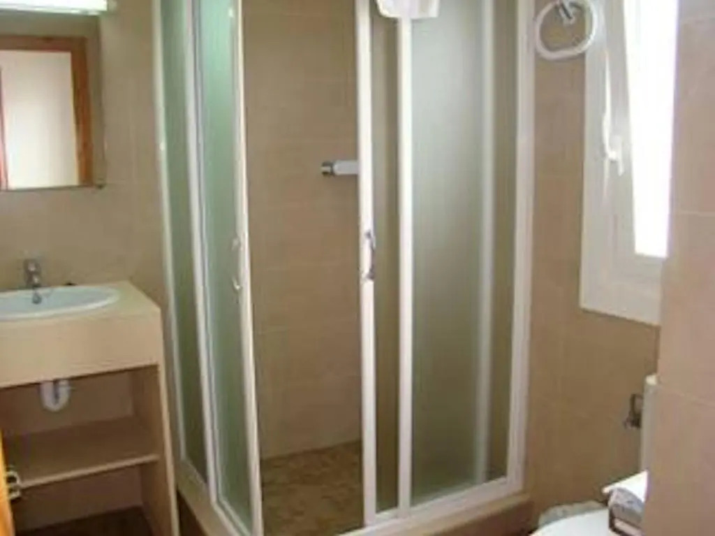 Casa Este - Semi-Detached 2 Bedroom Villa - Great For Smaller Groups