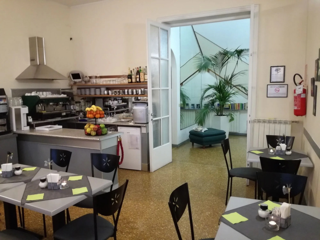 Hotel Cairoli