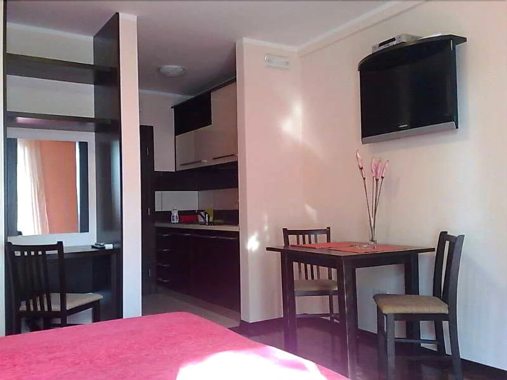 Lidija Apartments