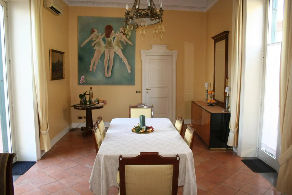 Home La Corte