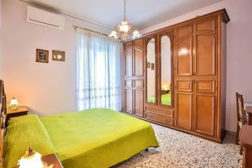 Flat 4 Bedrooms 2 Bathrooms - Amalfi