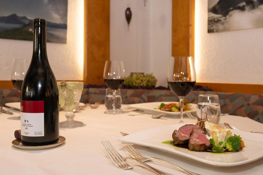 Hotel Restaurant Alpina