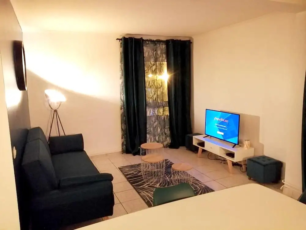 Apartment With 2 Bedrooms in Viry-châtillon, With Furnished Balcony and Wifi