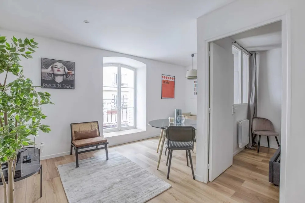 Stunning 3BR Home in the Heart of 10th Arr. Paris!