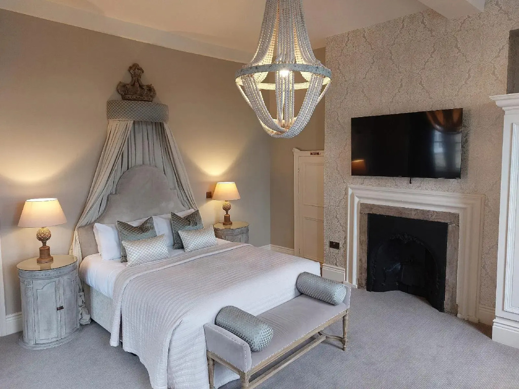 Manor House Hotel