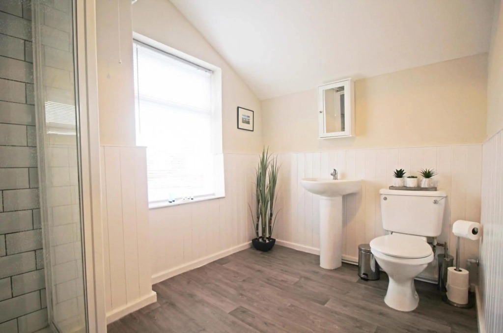 Panton Road - Modern Classic Terrace - Sleeps 12