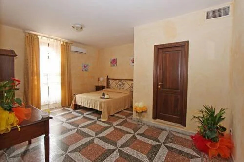 Hotel Villa Plauzi