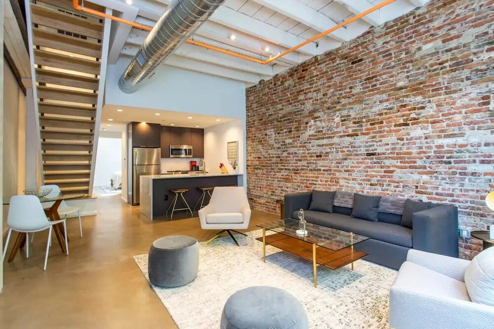 Inventors' Loft Stay in the Heart of All