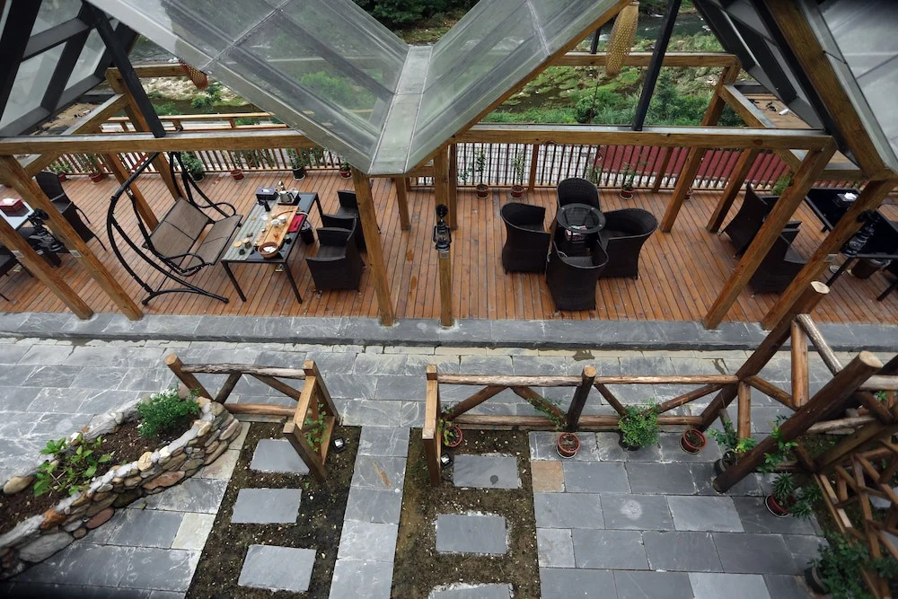 Zhangjiajie One city one inn