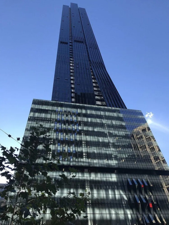 568 Collins Tower