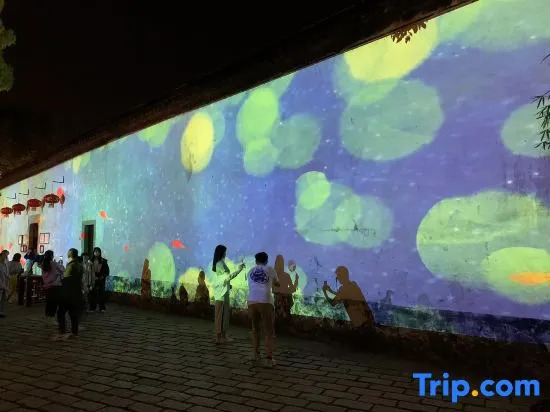 Tongli Cloud House Quadrangle Designer Cinema Hotel