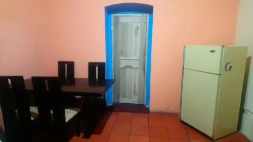 Old House backpackers B & B