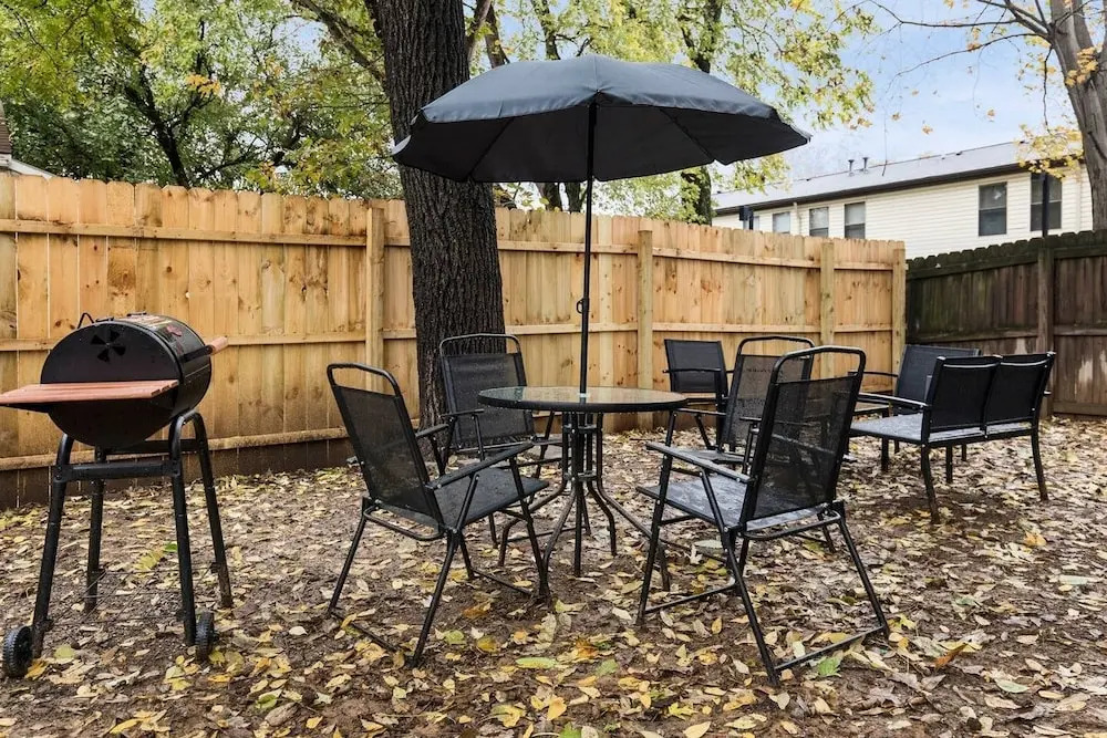 Spacious 3BR House with Cozy Backyard in NULU
