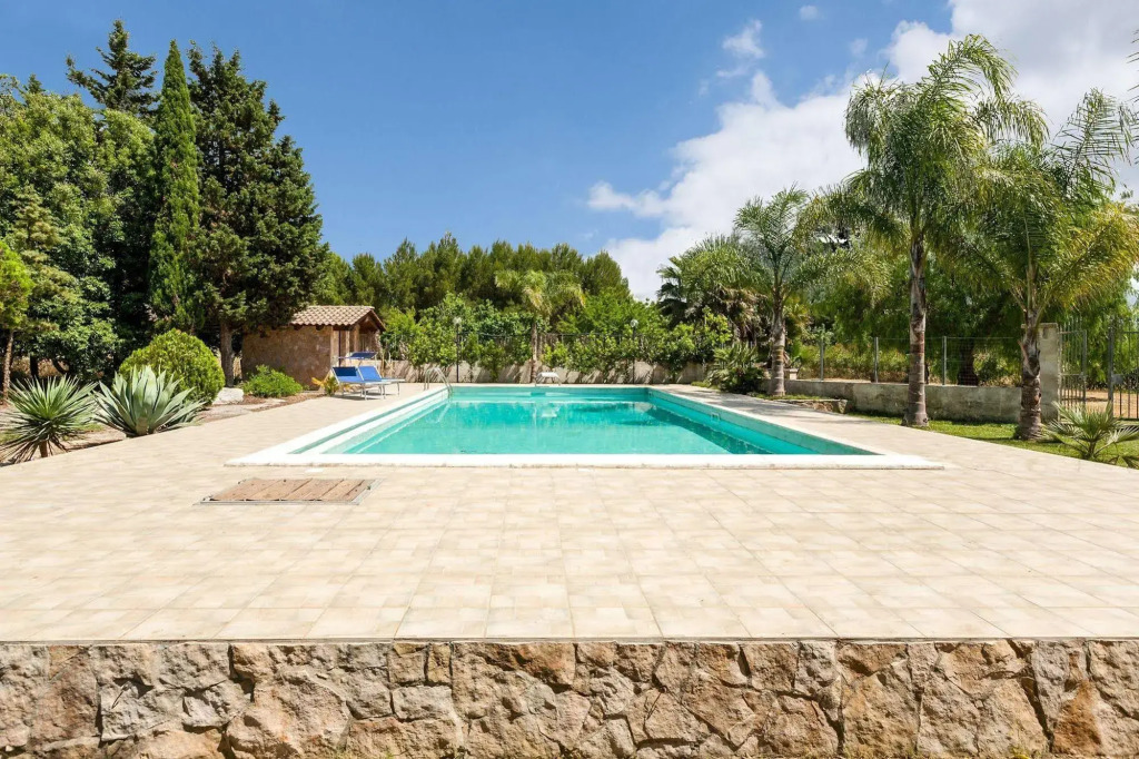 VILLA LI CUTI - property for exclusive use
