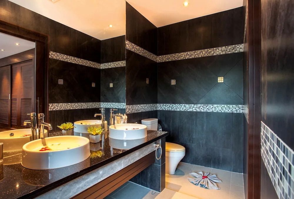 Luxury Pool Villa Kamala