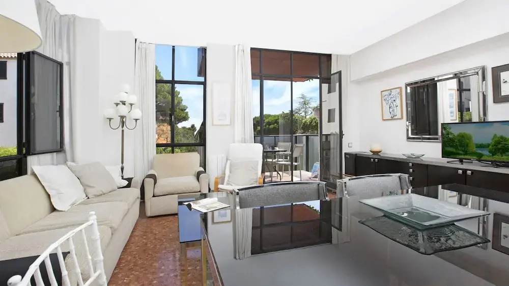 Pineda in Llafranc With 4 Bedrooms and 2 Bathrooms